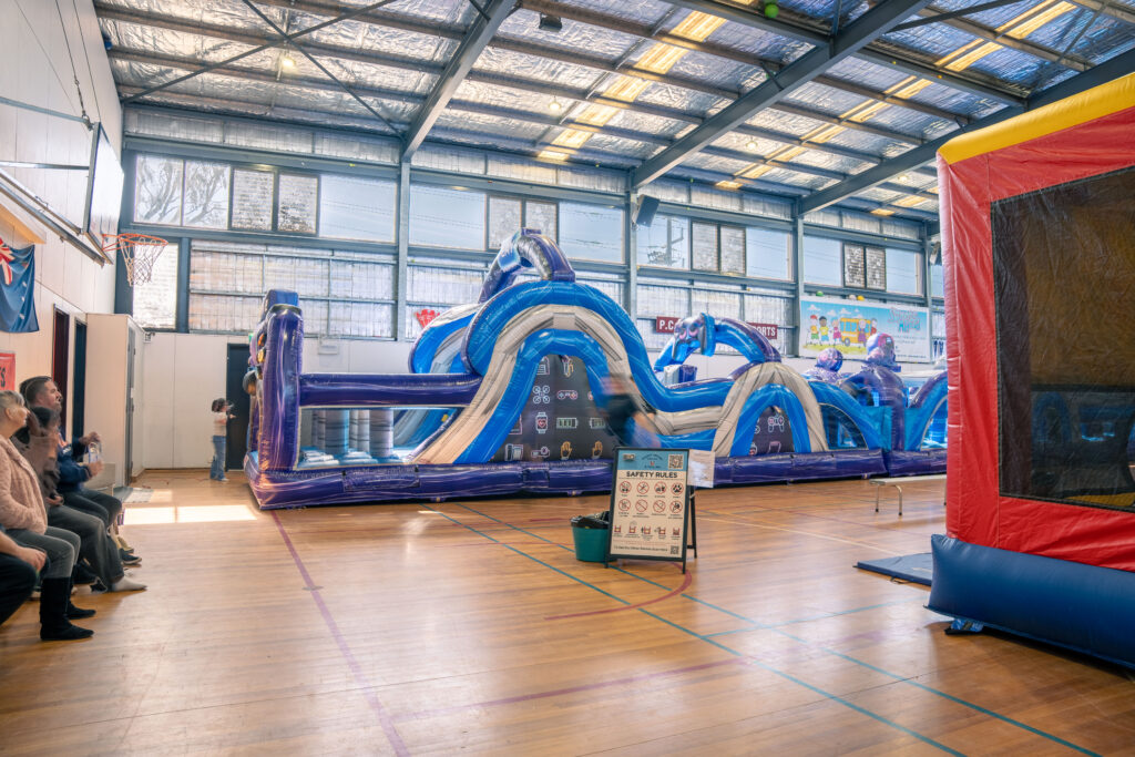 jumping castle hire beaconsfield upper